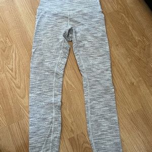 Used Grey Lululemon leggings size 6. 7/8 length